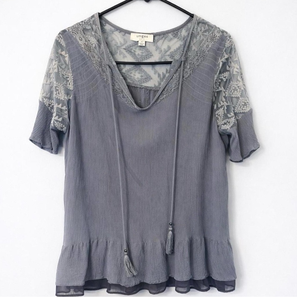 Umgee Slate Gray Lace-Sleeve Tassel Peasant Top
